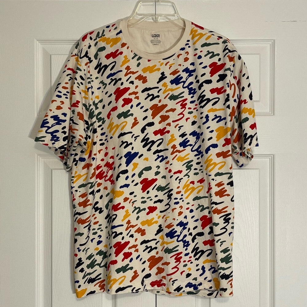 3 for $18 ‼️ LCKR Designer Multicolor Scribble Pattern Short Sleeve T-Shirt